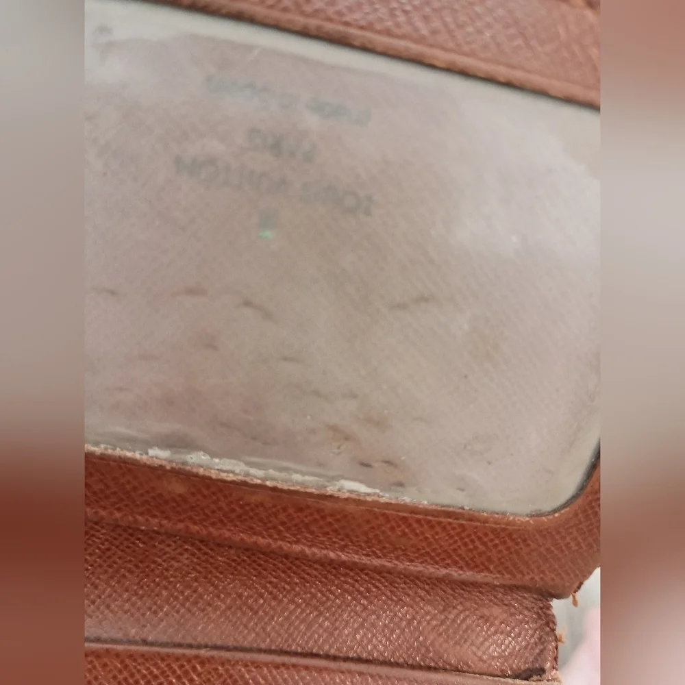 Authentic Louis Vuitton Monogram Porte 2 Cartes Vertical Pass Case - Picture 7 of 9